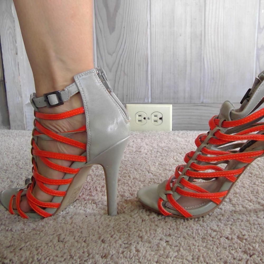 Geay and Orange Pumps